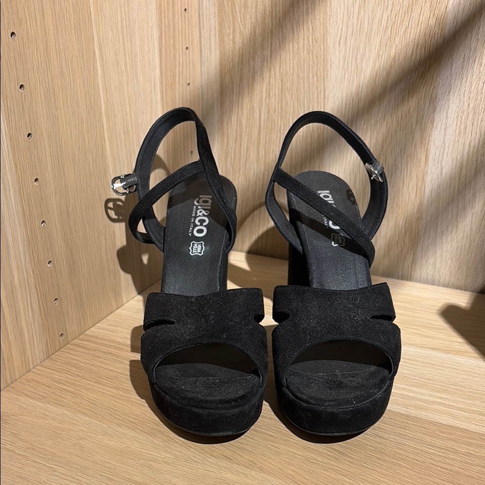 Women's Italian Black Suede Sandals